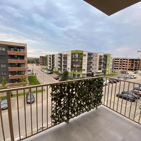 Rose Luxury Apartment Oradea - Felix Bagian luar foto