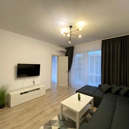 Rose Luxury Apartment Oradea - Felix Bagian luar foto